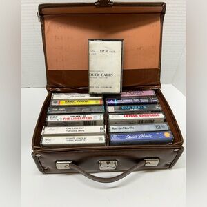 Cassette Tape Holder Storage Carry Suitcase With Handle  Holds 12 Tapes Vintage